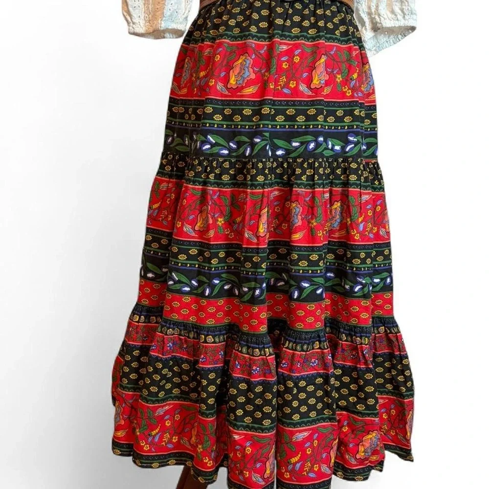 Vintage 90s Folksy Floral Tiered Maxi Skirt